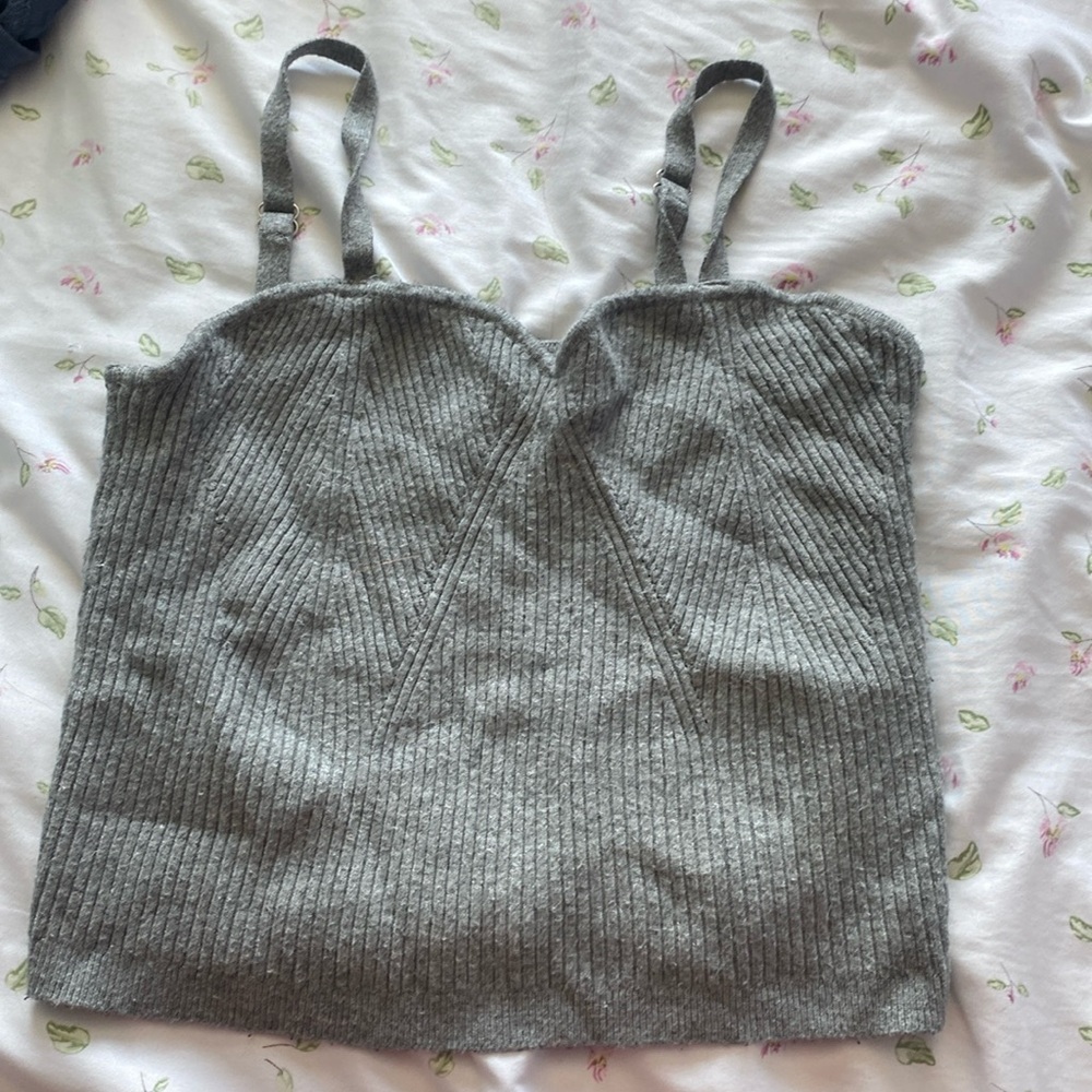 Grey tank
